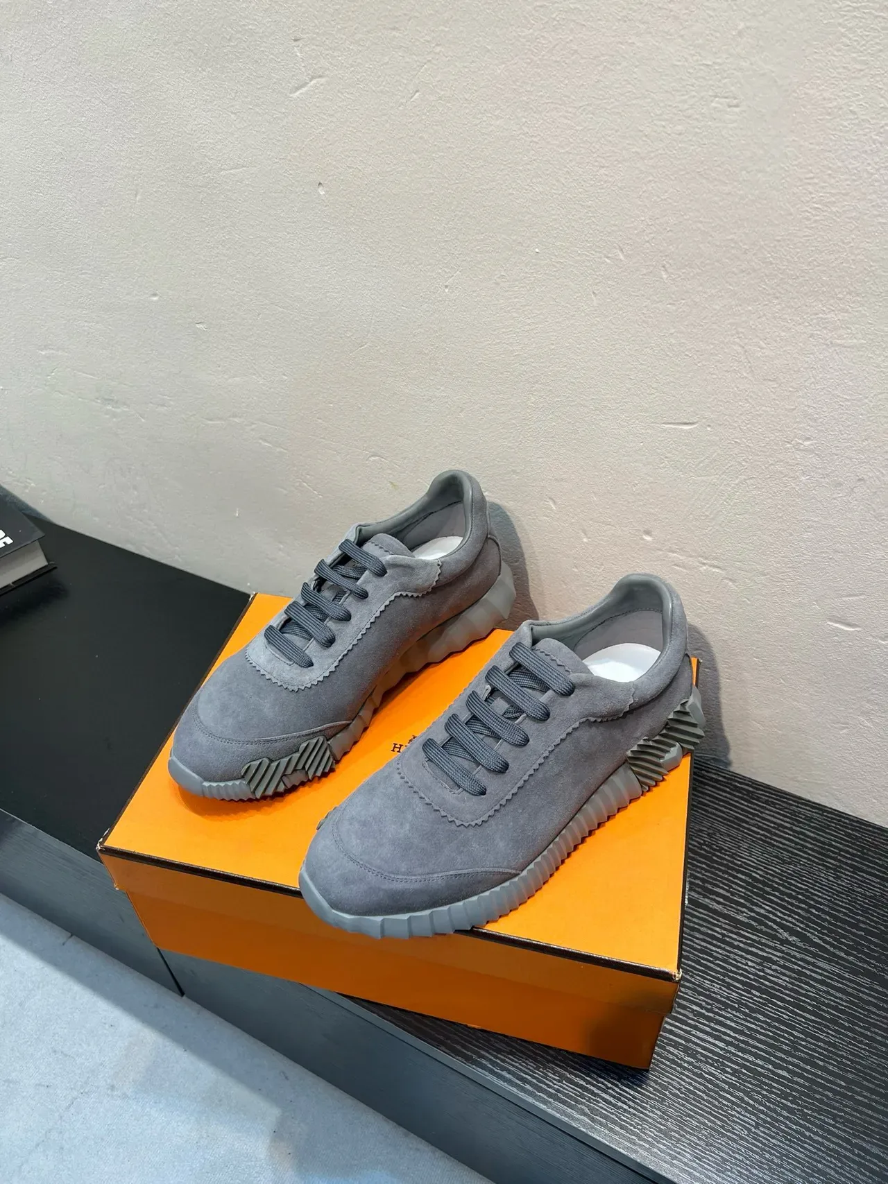 Gray Suede Upper Ribbed Sculpted Sole Sneakers 3