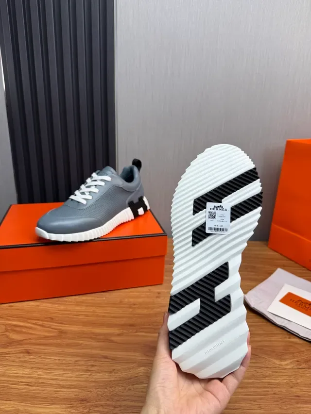 Gray White Sculpted Ridged Midsole Mesh And Smooth Upper Sneakers 2