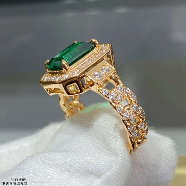 Green Gold Emerald-Cut Center Stone Halo Setting Ring 2