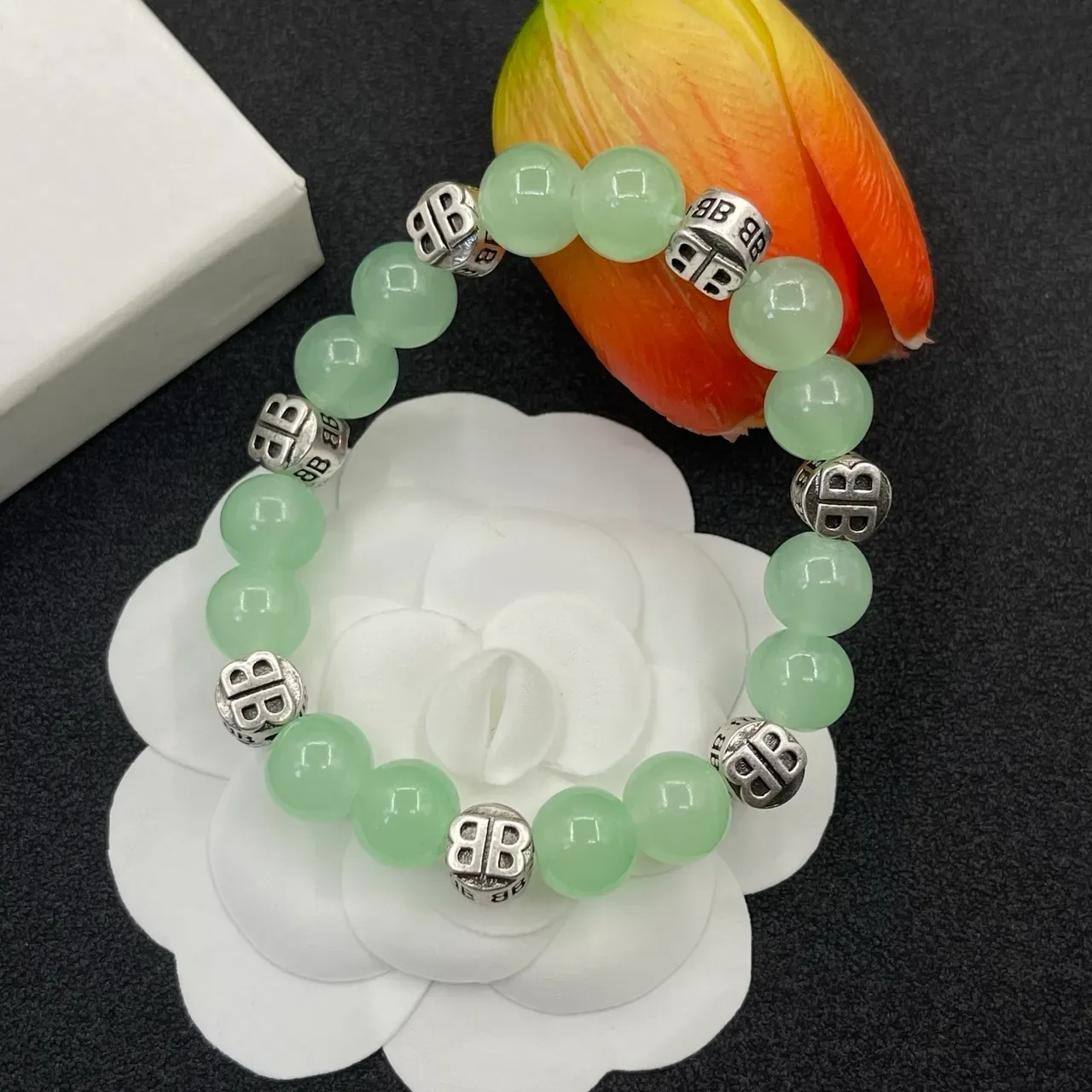 Green Stone and Silver-Tone Beaded Bracelet 3