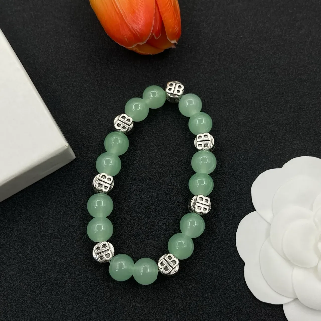 Green Stone and Silver-Tone Beaded Bracelet 7
