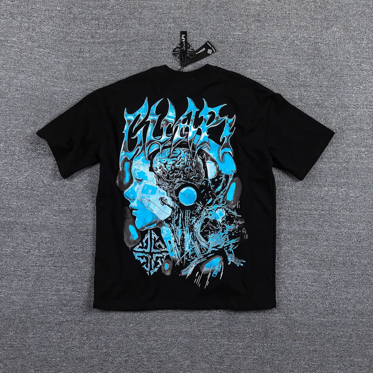 GUAPI Graphic-Print Oversized Black T-Shirt 3