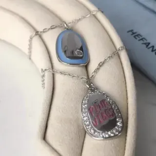 HEFANG Collar Plata Rosa Asimétrica Péndulos Lágrima Detalle Esmalte