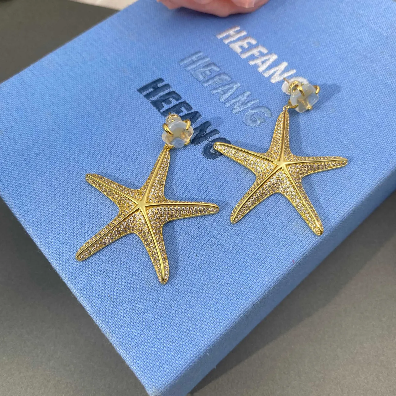 HEFANG Starfish Pavé-Crystal Gold-Tone Earrings 9