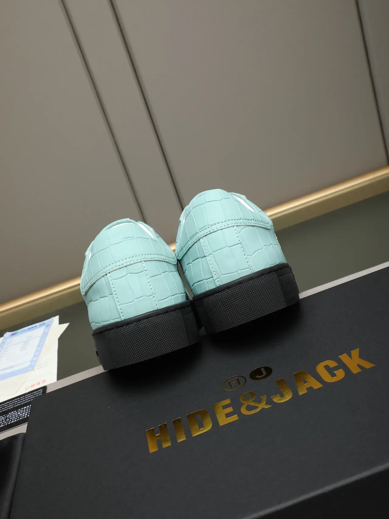 HIDE&JACK Mint Croc-Embossed Low-Top Sneaker 4