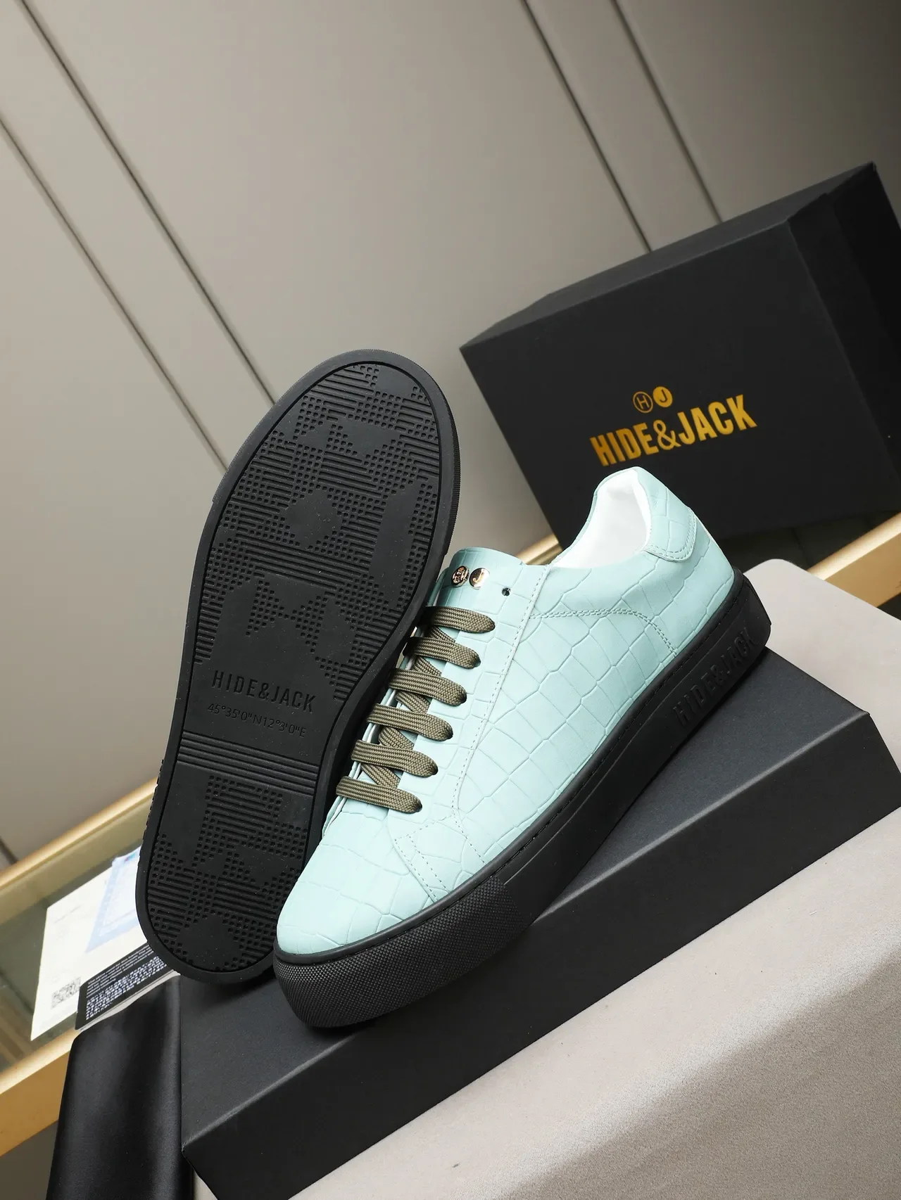 HIDE&JACK Mint Croc-Embossed Low-Top Sneaker 5