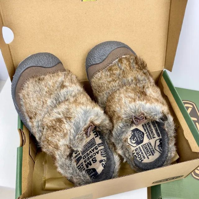 Keen Howser Beige Brown Slip-On Shearling-Lined Casual Shoes 5