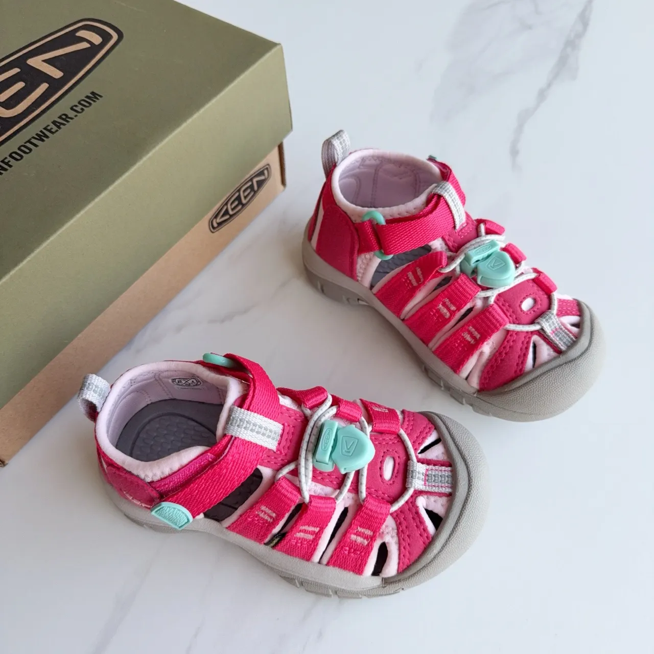 Keen Multicolor Beige Open-Toe Multi-Strap Casual Sandals 22