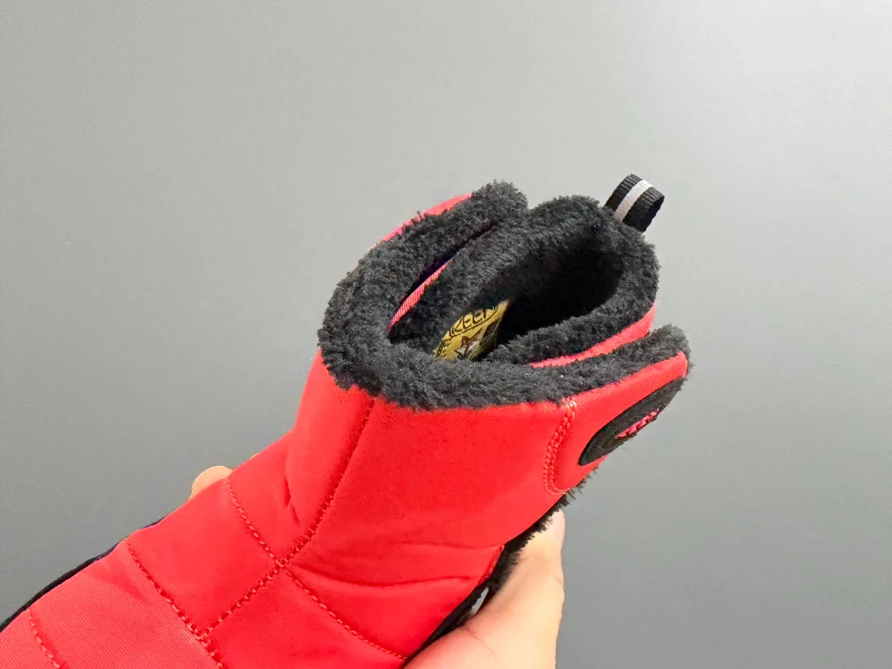 KEEN Red Black Quilted Nylon Upper Fold-Down Shearling-Lined Cuff Snow Boots 23