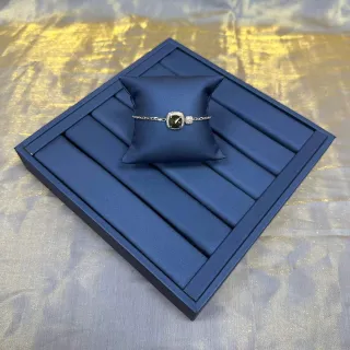 Pulsera de Cadena de Eslabones Plateada Navy con Corte Cushion-Cut de Gema Verde