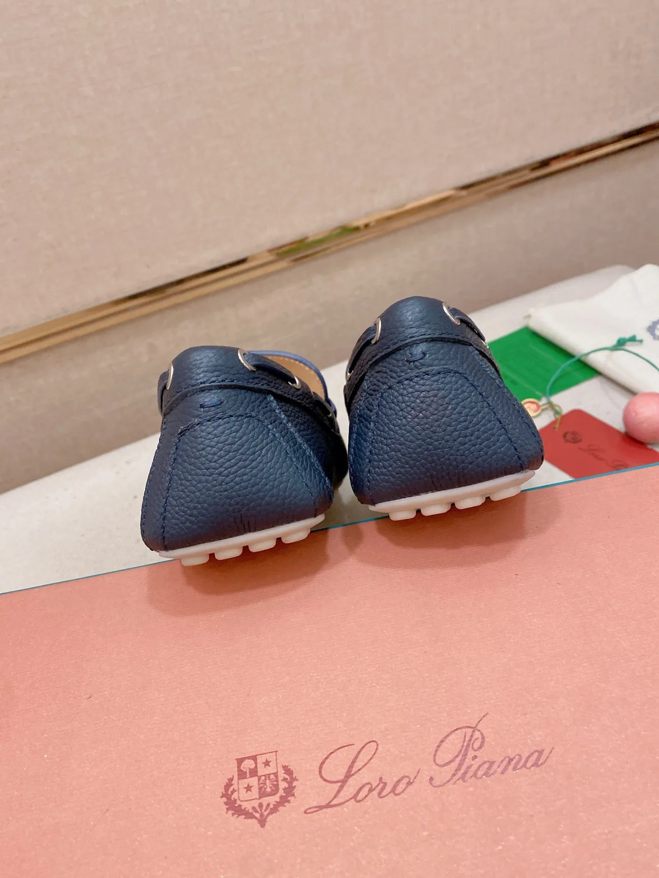 Navy White Pebbled Leather Moc-Toe Construction Boat Shoes 8