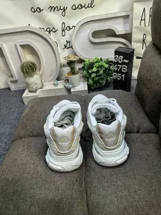Off-White Chunky Lifestyle Sneakers 8