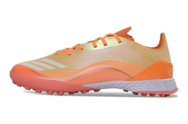 Sapatos de futebol laranja bege, low-cut, upper sintético, overlays de padrão de onda, para grama artificial 7