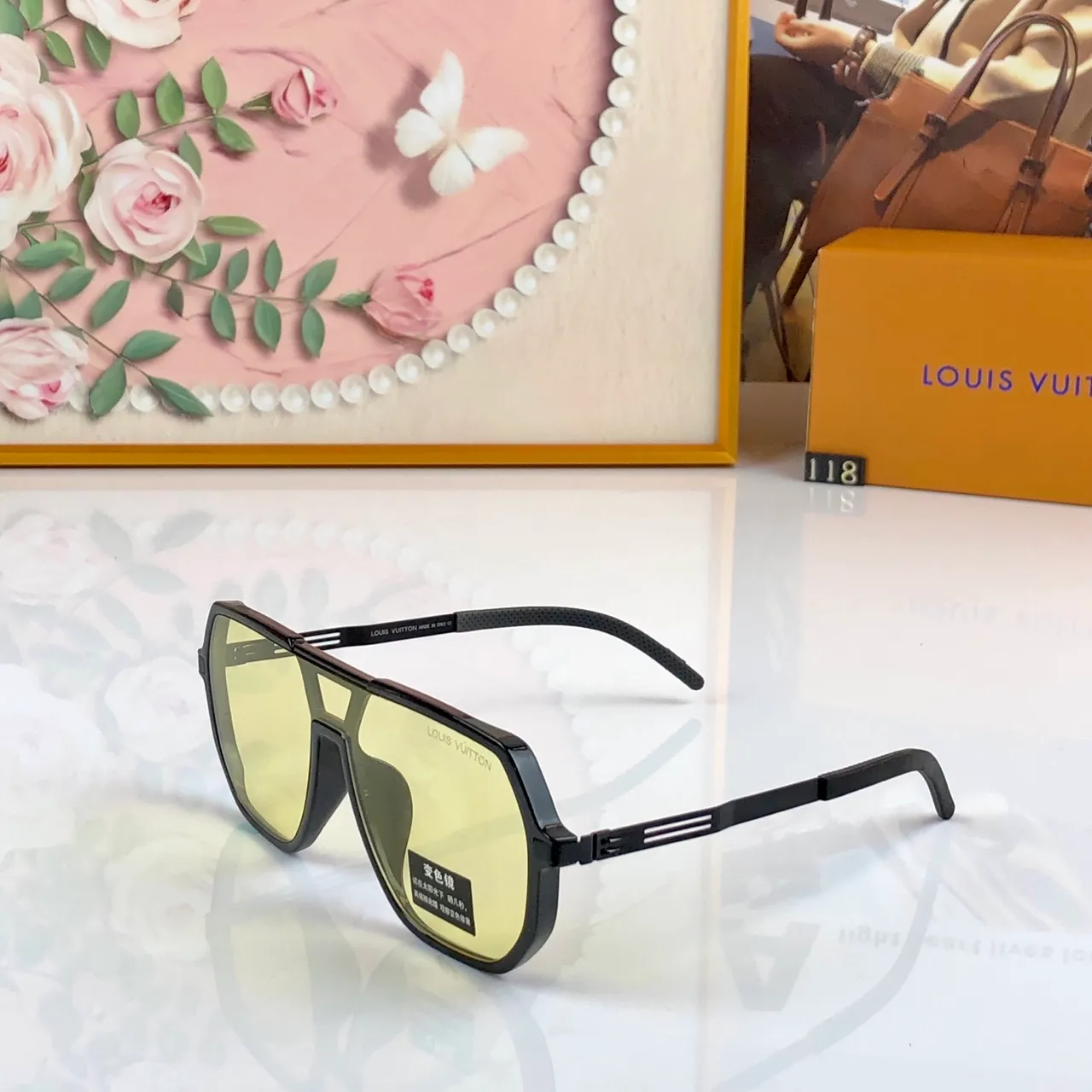 Oversized Geometric Aviator-Inspired Black Sunglasses 5