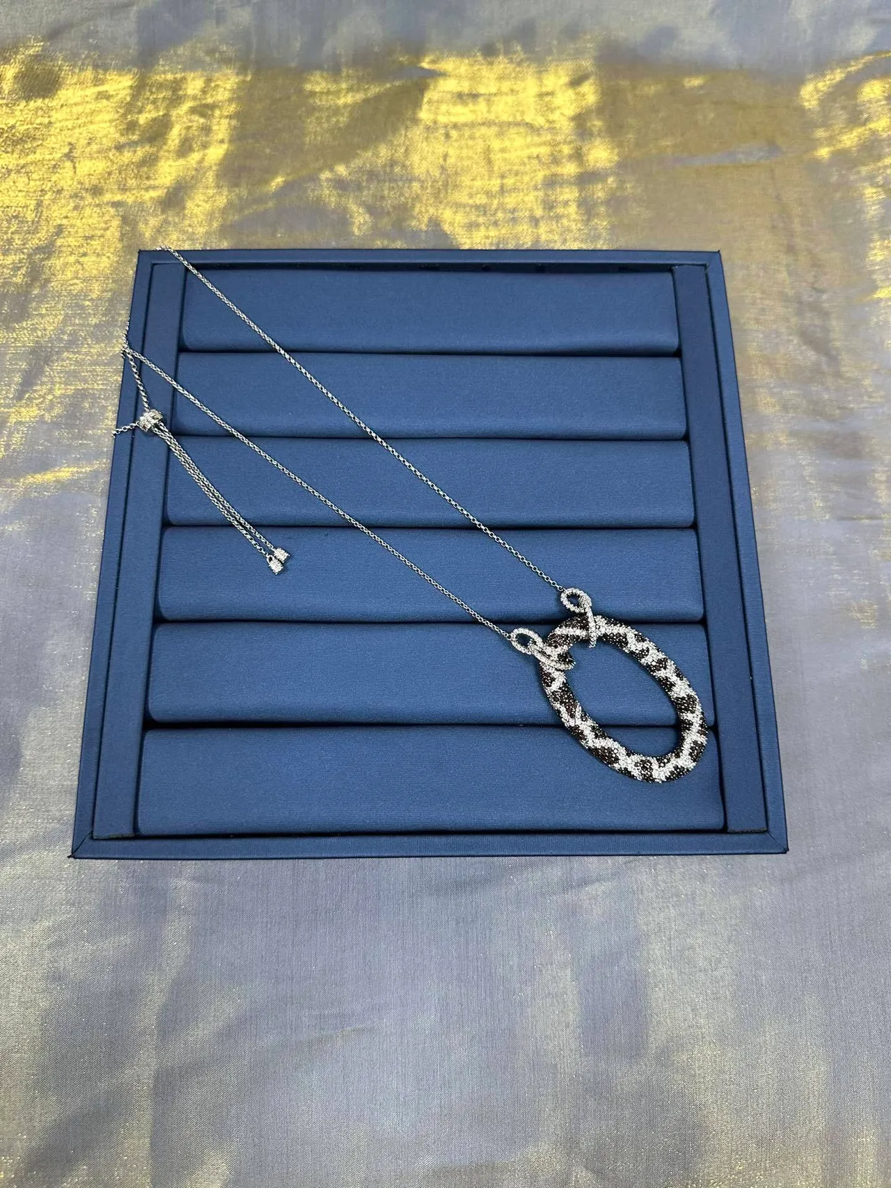 Pavé Oval Knot Bail Pendant Necklace 6