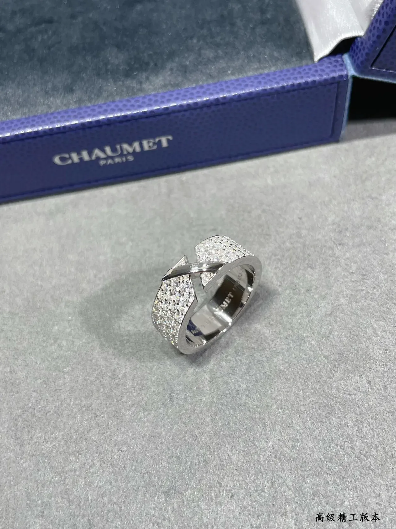 Pavé-Set Crossover Wide Band Ring 4