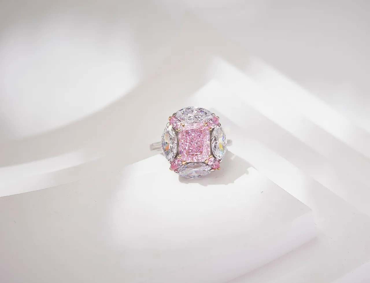 Pink White Cushion-Cut Central Stone Marquise Side Stones Ring 4