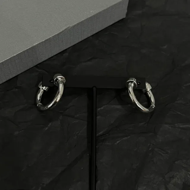 Polished Silver-Tone Hinged Hoop Earring 3