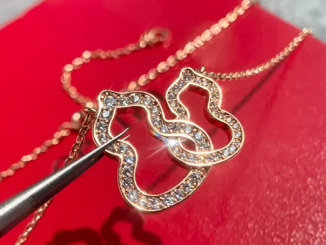 Qeelin Wulu Interlocking Double-Heart Pavé Necklace 2