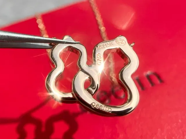 Qeelin Wulu Interlocking Double-Heart Pavé Necklace 3