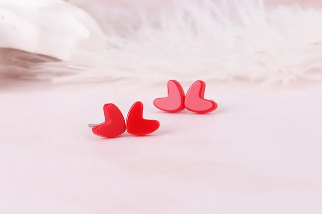 Red Glossy Heart-Shaped Pair Jewelry 4