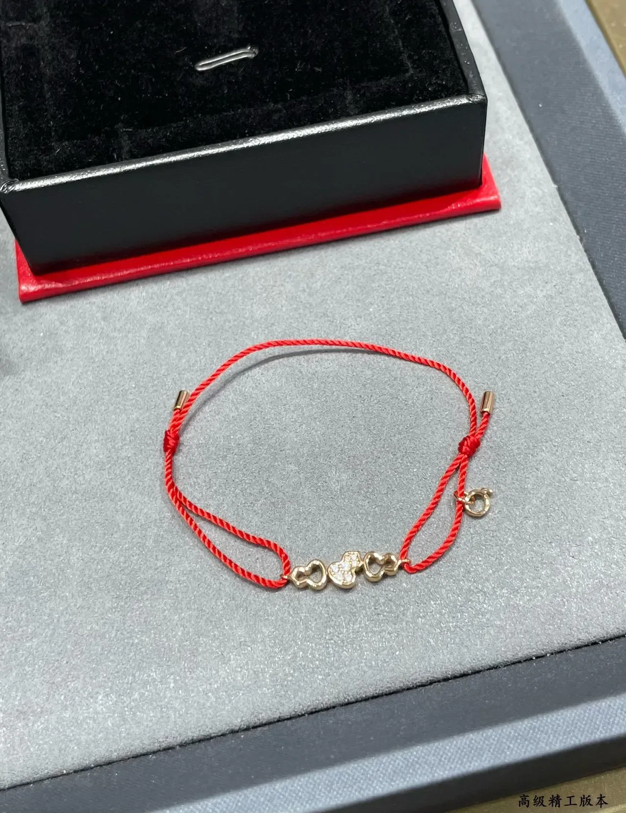 Red Gold Braided Cord Heart Charms Bracelet 3