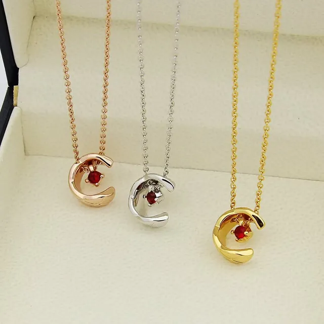 Red Gold Crescent Moon Pendant Gemstone Centerpiece Necklace 8