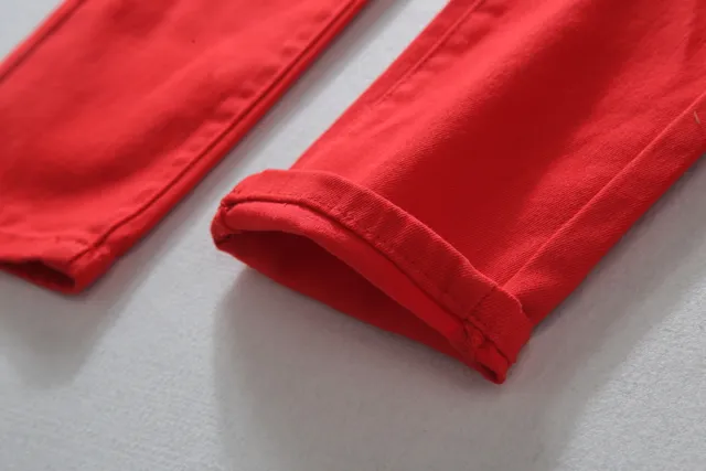 Red Zippered Thigh Pocket Quilted Knee Pants 12