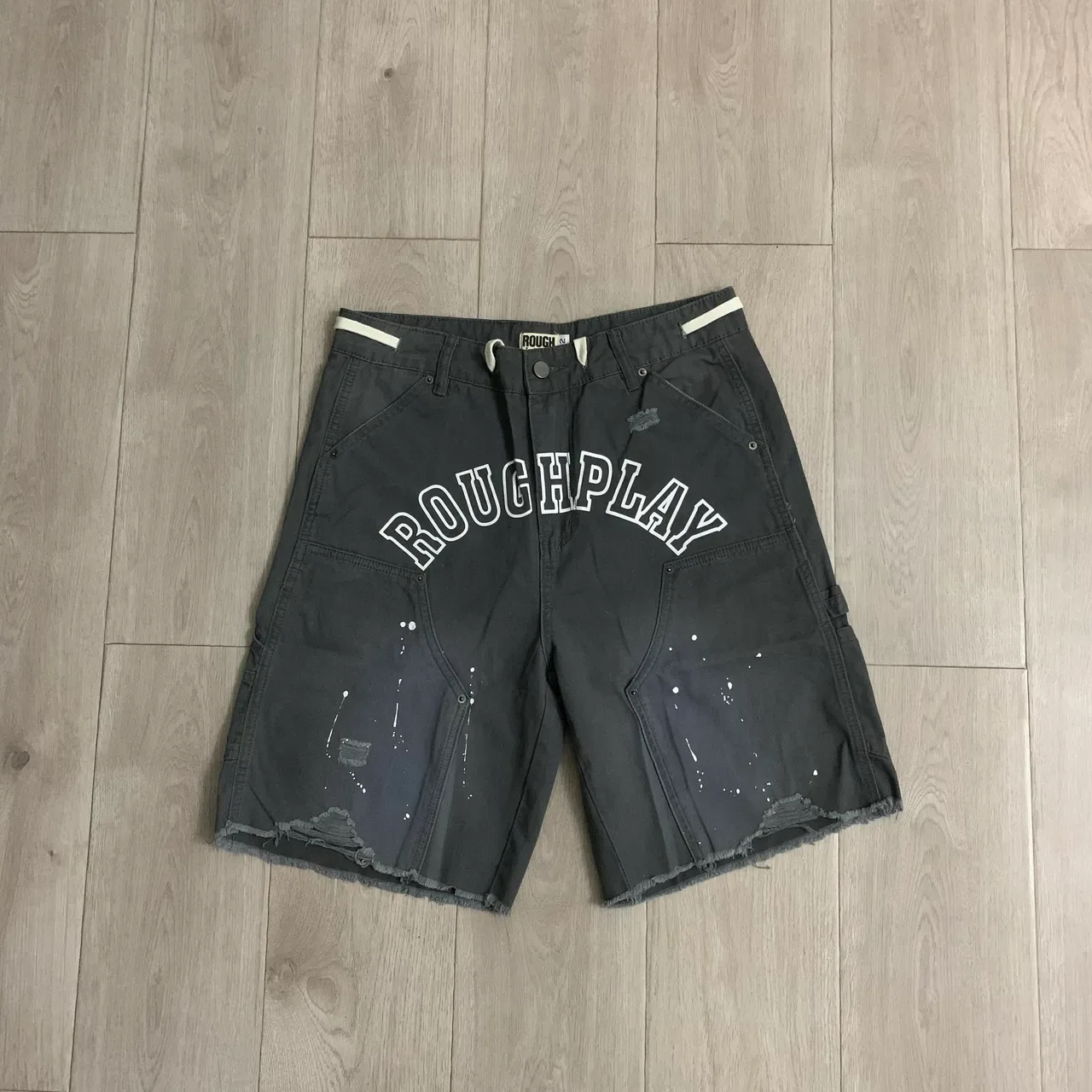 Roughalay Arch Logo Distressed Cargo Shorts 21