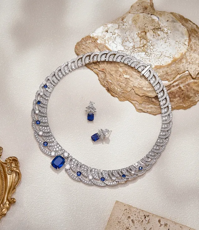 Scalloped Pavé Diamond and Sapphire Collar Necklace 6