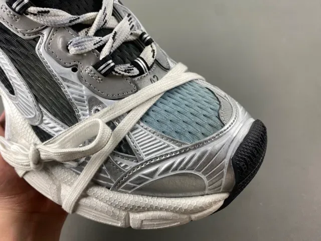 Silver and Black Chunky Lifestyle Sneaker 2