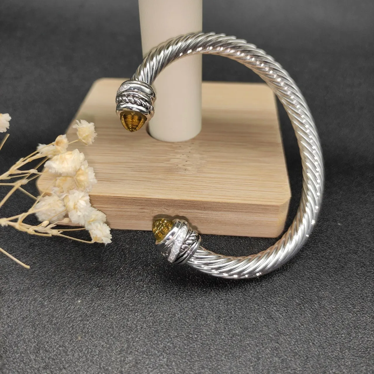 Silver Brown Twisted Cable Construction Faceted Olive-Green Stone Terminals Bracelet 7