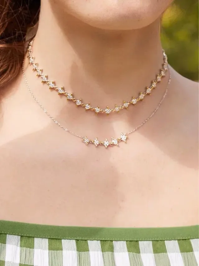 Silver Gold Five-Flower Motif Two-Tone Metal Necklace 4