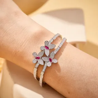 Bracelete de prata com motivo floral vermelho Pavé-Set