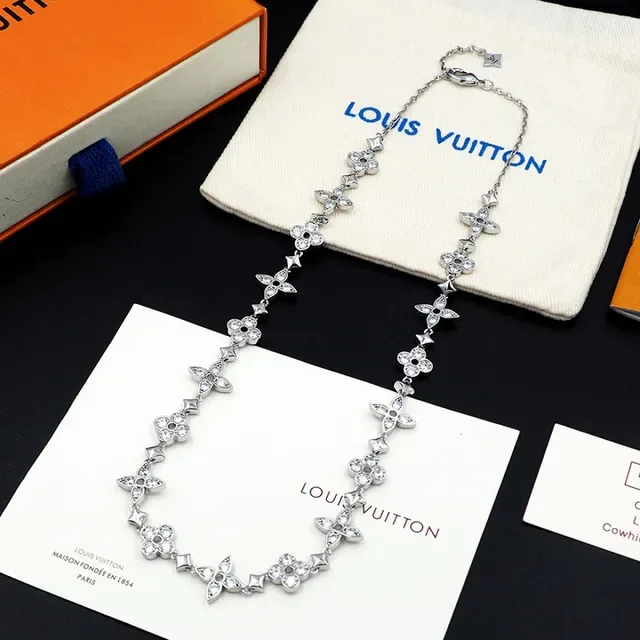 Silver-Tone Floral and Star Motif Pavé Crystal Necklace 7