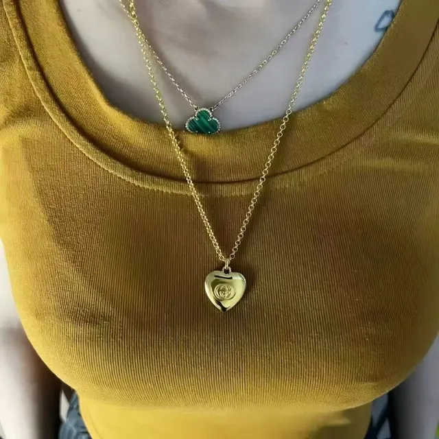 Silver-Toned Heart Pendant Fine Chain Necklace 2