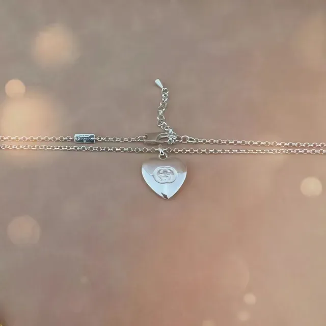 Silver-Toned Heart Pendant Fine Chain Necklace 4