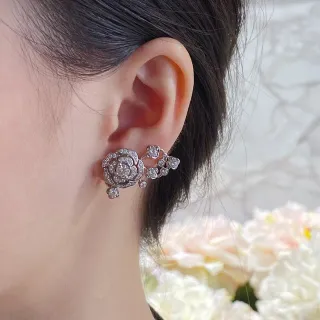 Silver Transparent Floral Motif Pavé-Set Stones Earrings