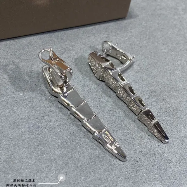 Silver White Geometric Segmented Spike Pavé-Set Crystals Earrings 3