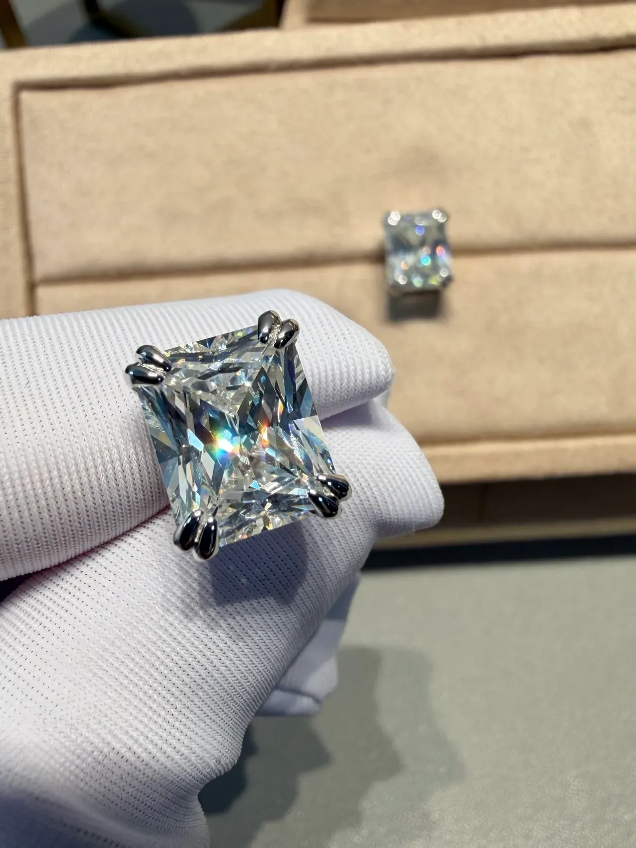 Square-Cut Prong-Set Clear Crystal Stud Earrings 5