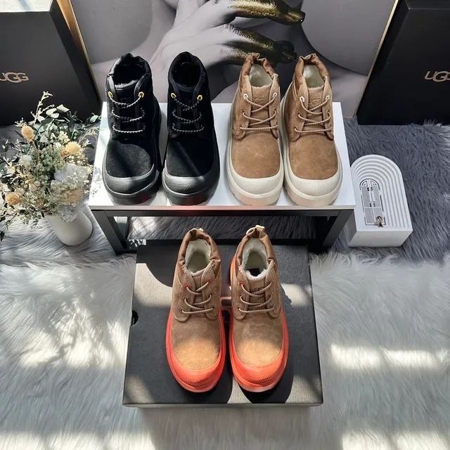 Botas de tobillo de ante color tan con cordones y plataforma chunky 3