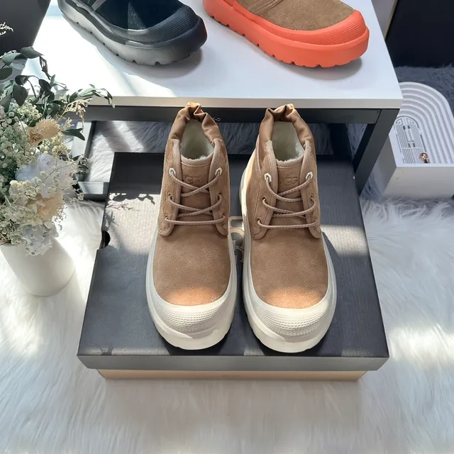Botas de tobillo de ante color tan con cordones y plataforma chunky 5