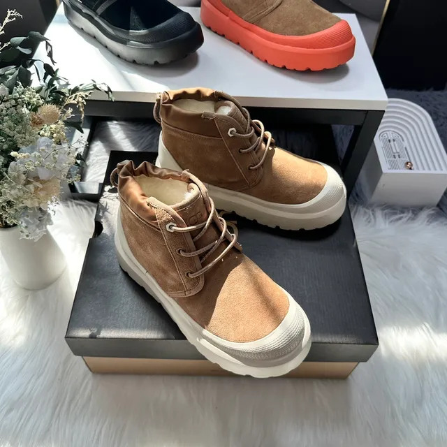 Botas de tobillo de ante color tan con cordones y plataforma chunky 6