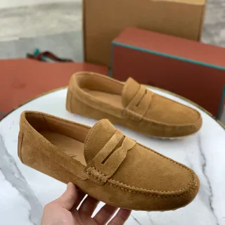 棕色麂皮便士带乐福鞋