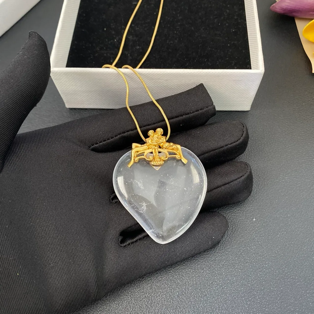 Transparent Gold Heart-Shaped Pendant Translucent Stone Necklace 7
