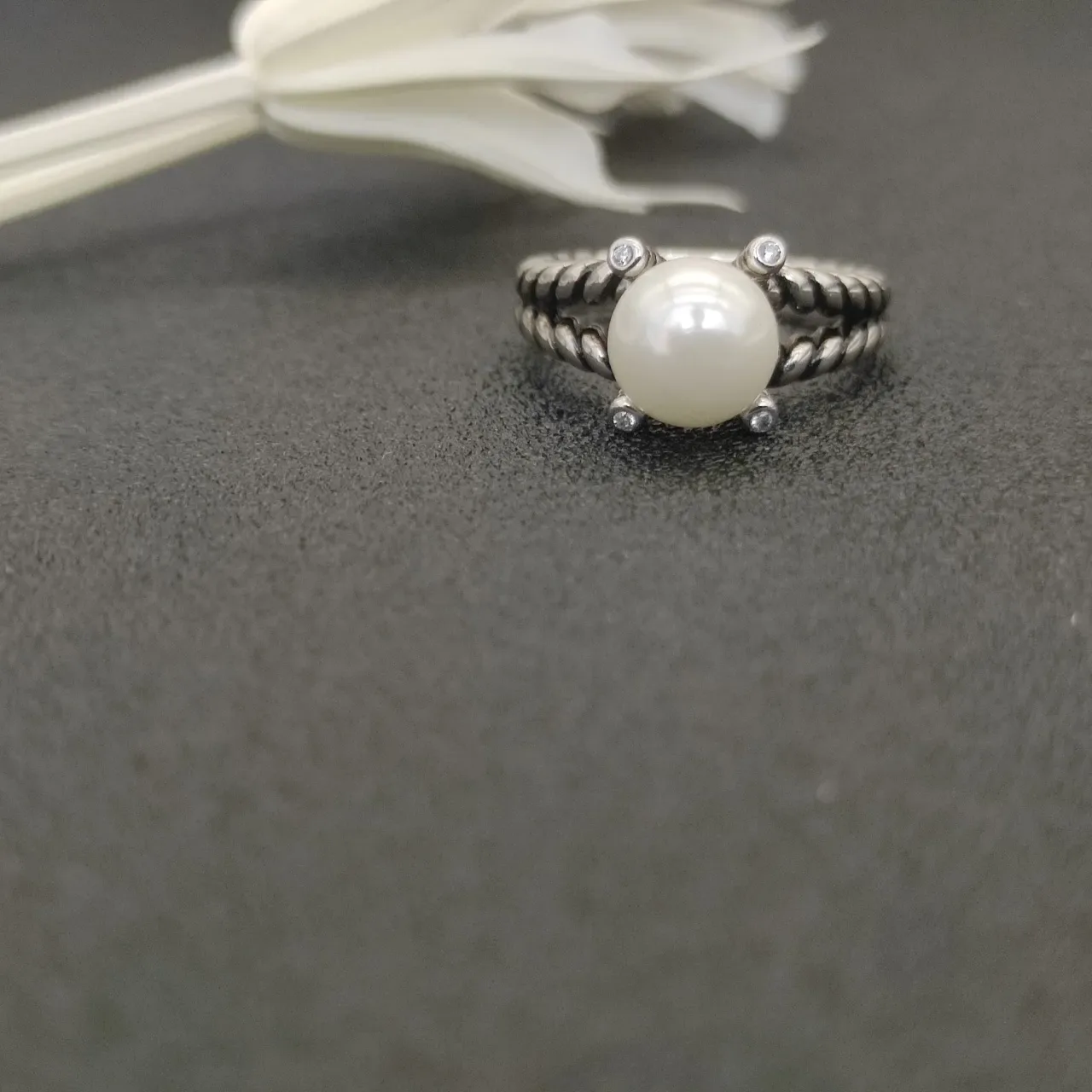 Twisted Rope Band Pearl Ring 7