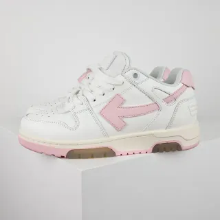 Tênis lifestyle com painel lateral de seta branco e rosa