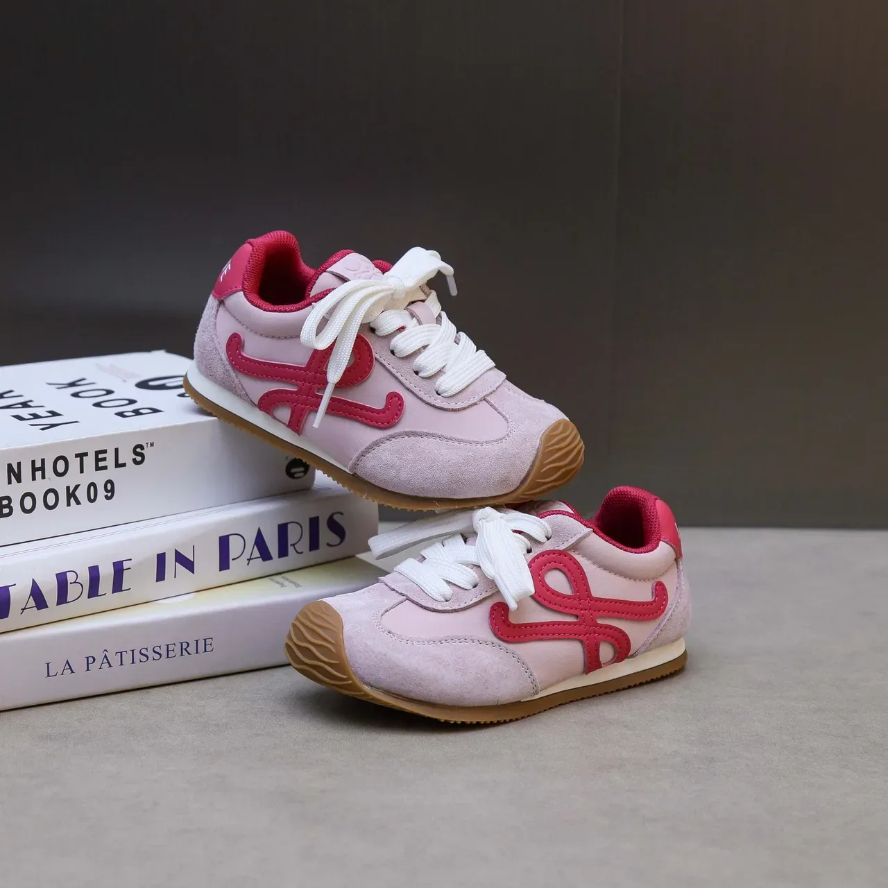 White and Red Cursive Logo Lifestyle Sneakers 24