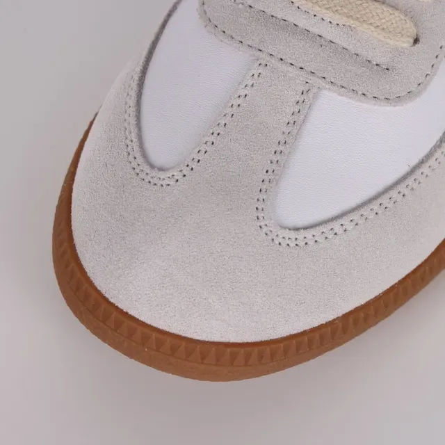 White Beige and Navy Suede-Leather Panelled Low-Top Gum Sole Sneakers 5