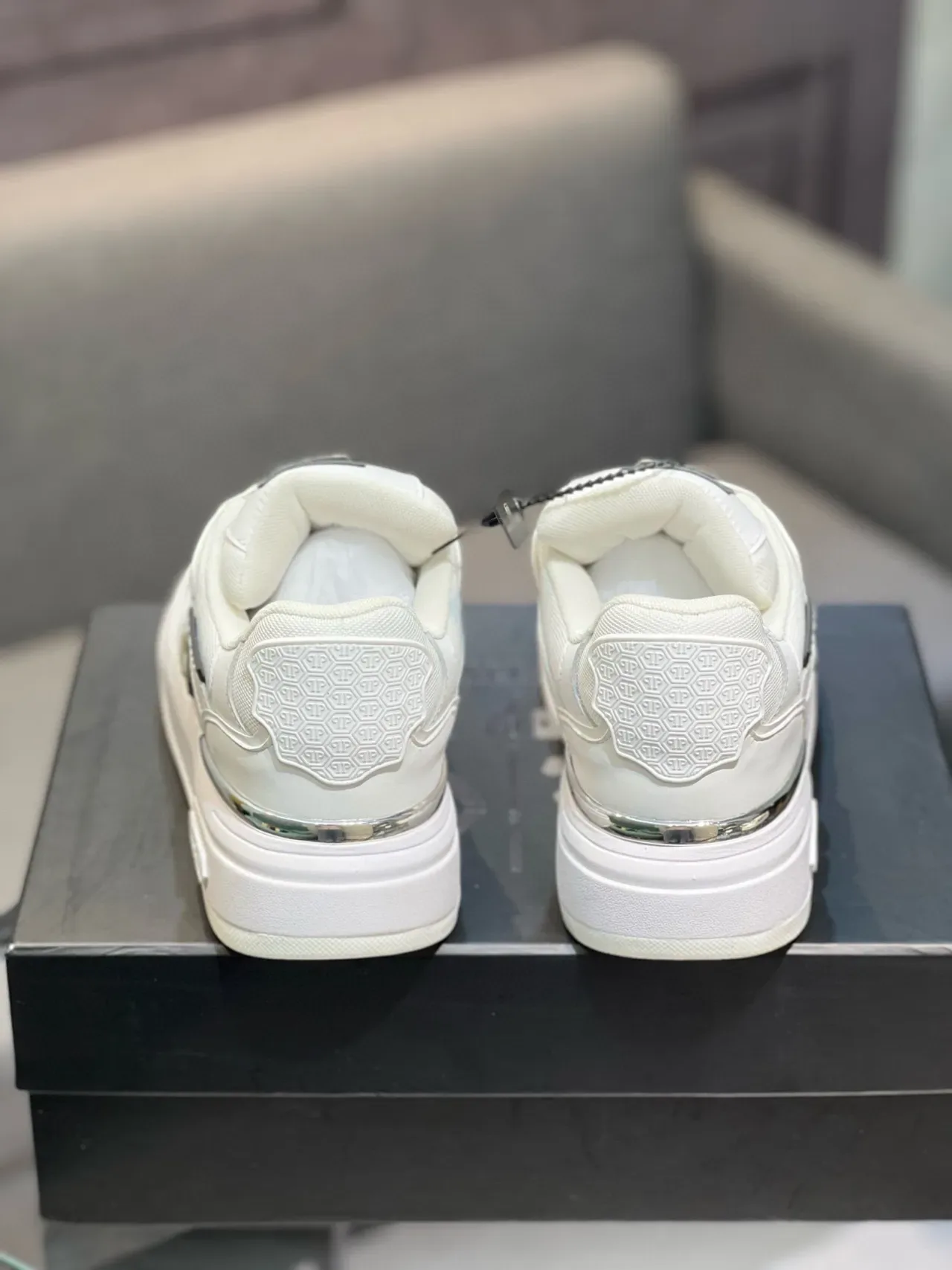 White Black Leather-Like Upper Chunky Platform Sole Sneakers 2